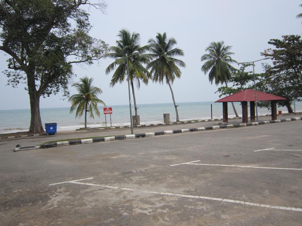 Akar Port Dickson